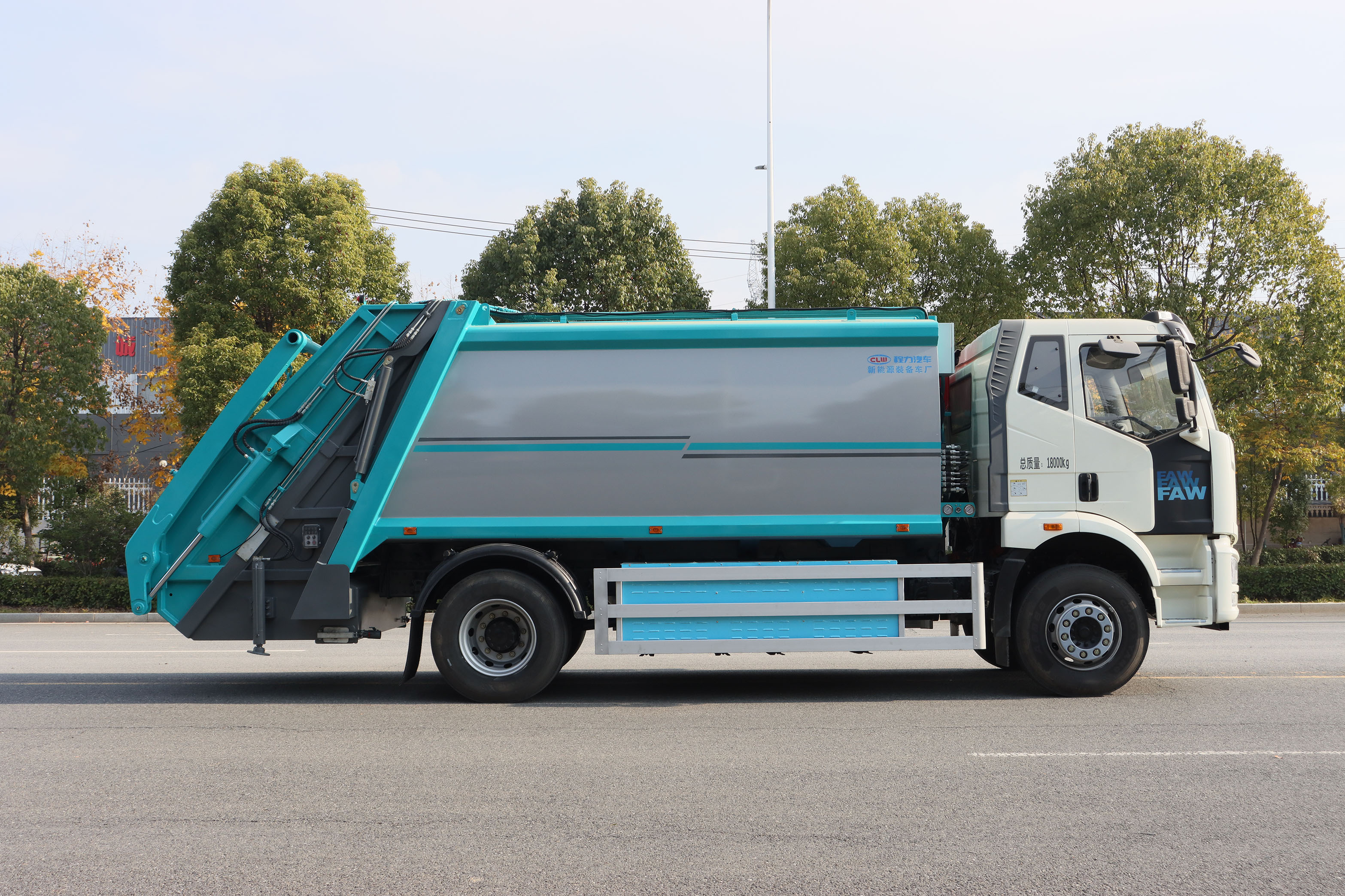 解放12方純電動壓縮垃圾車圖片3